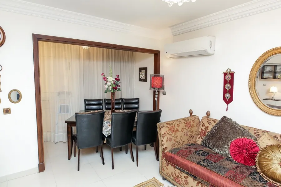 شقة للبيع بالفرش أو للإيجار مفروش 137م سموحة