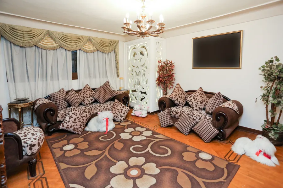 Apartment for sale 300 m Elebrahmia (Steps from Sporting club - Lajeteh St)