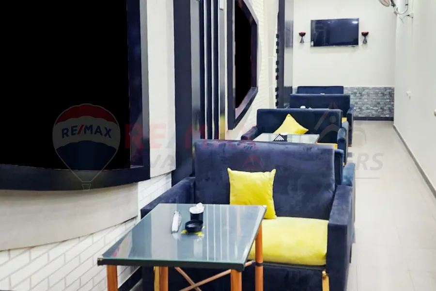 Shop for rent 237 m Sidi Bishr (Mosque Sidi Bishr Bahri St)