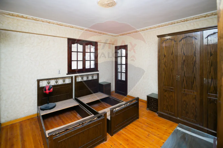 Apartment for sale 230 m Glem (Mostafa Fahmy St.)