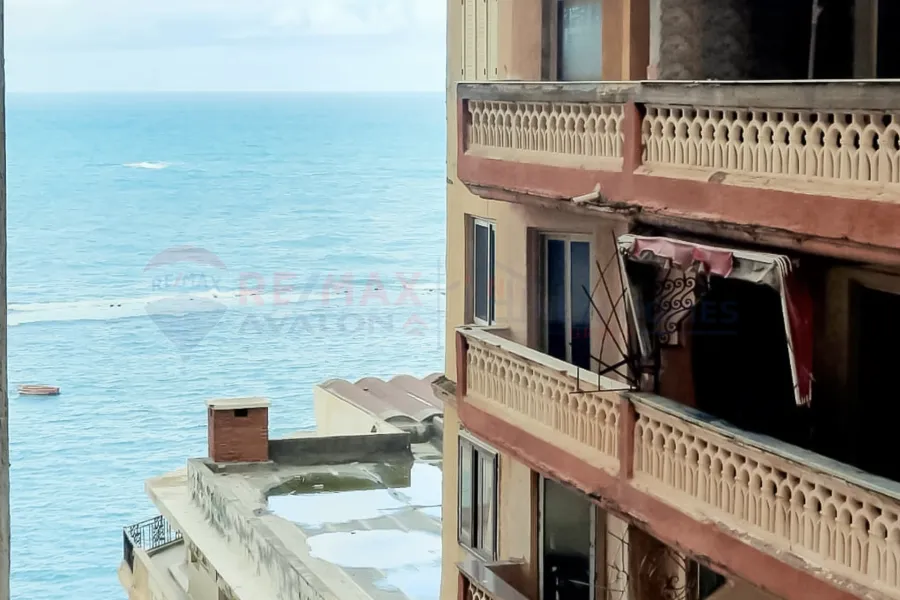 شقة للبيع 150 م ميامي (موزاي لشارع اسكندر ابراهيم)