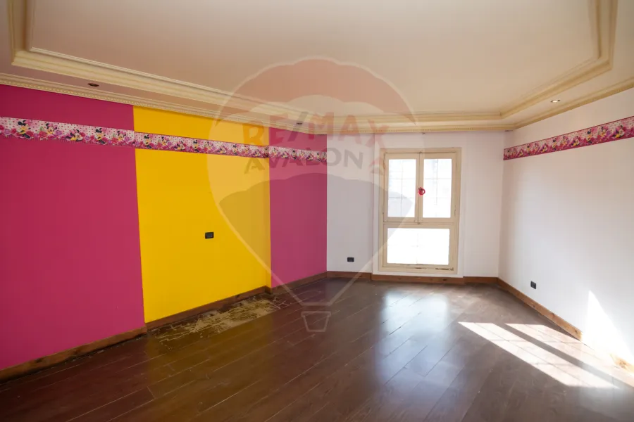 Apartment for rent 243 m Smouha (The second number from Fawzi Moaz St.)