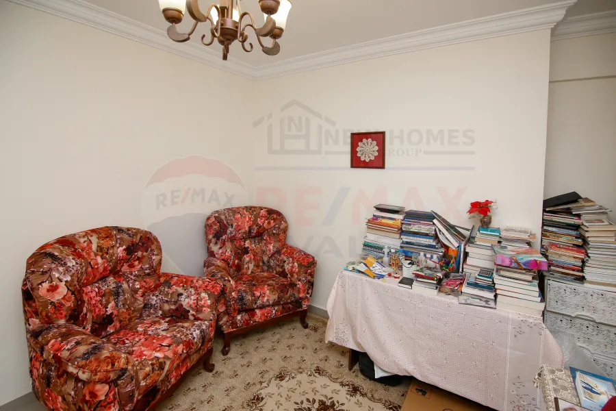 شقة للبيع 210 م كفر عبده ( بالقرب من ميدان سانت جيني - عمارة براند )