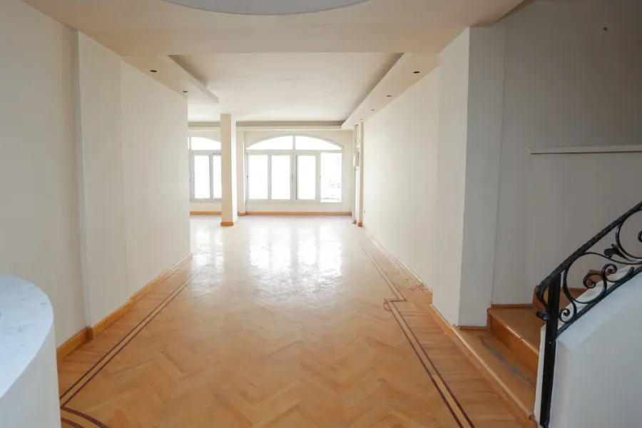 شقة دوبلكس للبيع 280م سموحة (كوبرى 14 مايو مباشرة)