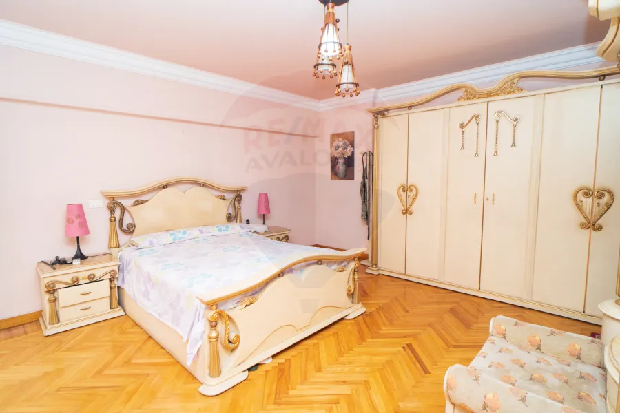 Apartment for Sale 170 m Mostafa Kamel (Abu Qir St.)