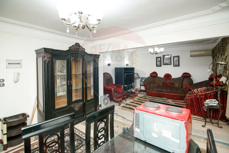 شقة للايجار المفروش 95 م سموحة (ش اسماعيل سري)