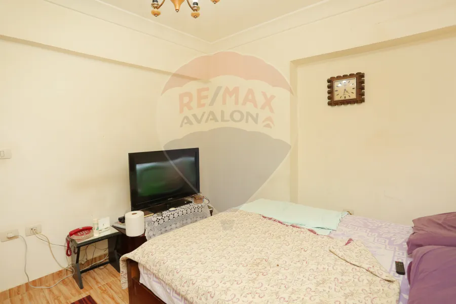 شقة للبيع 100 م سموحة (ش فتح جرين تاورز)