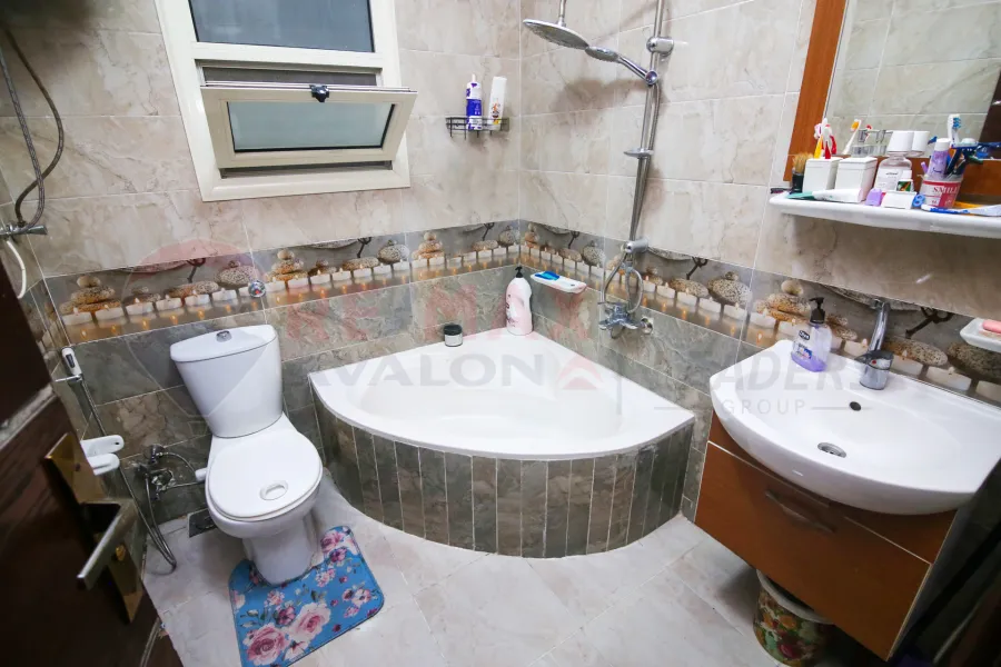 Duplex apartment for sale 185 m Sidi Bishr (Mohamed Naguib St.)