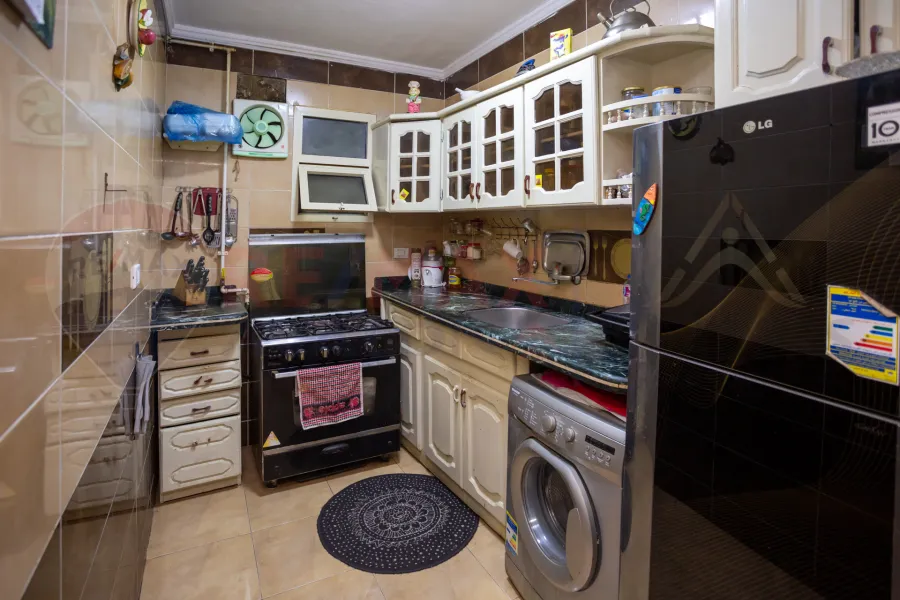 شقة للبيع 165 م سبورتنج (ش طيبة)