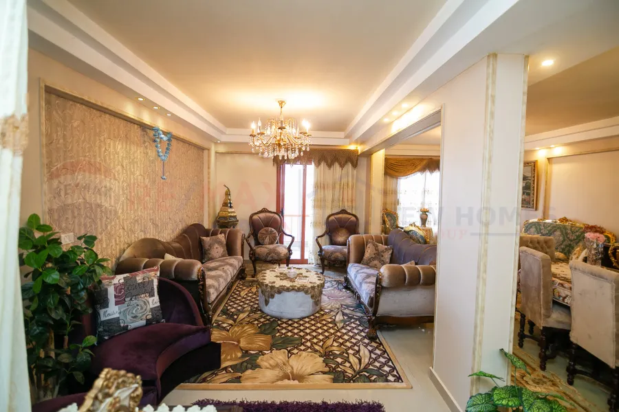 شقة دوبلكس للبيع 220 م سبورتنج (متفرع من ش أبو قير)