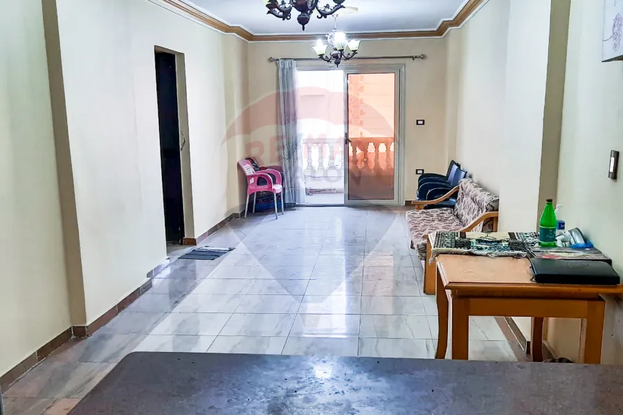 شقة للإيجارالحديث 125 م  العصافرة (بجوار فندق الوردة البيضاء - متفرع من البحر)