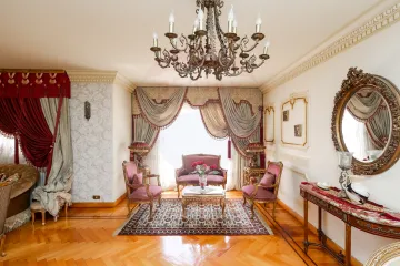 شقة للبيع 280م لوران ( عمارة سيف- خطوات من ش ابوقير )