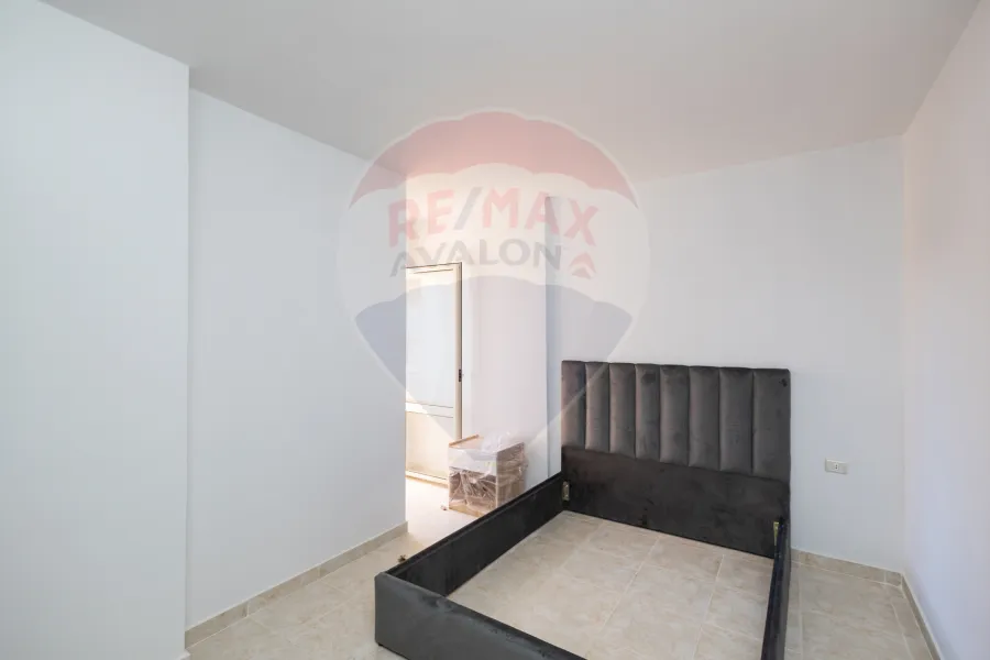 شاليه للبيع الساحل (سيدى عبد الرحمن - قرية اجورا)