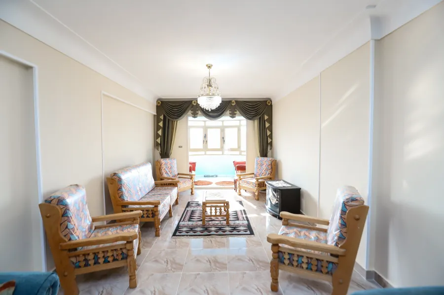 شقة للايجار 138 م سموحة ( طريق 14 مايو - جرين بلازا )