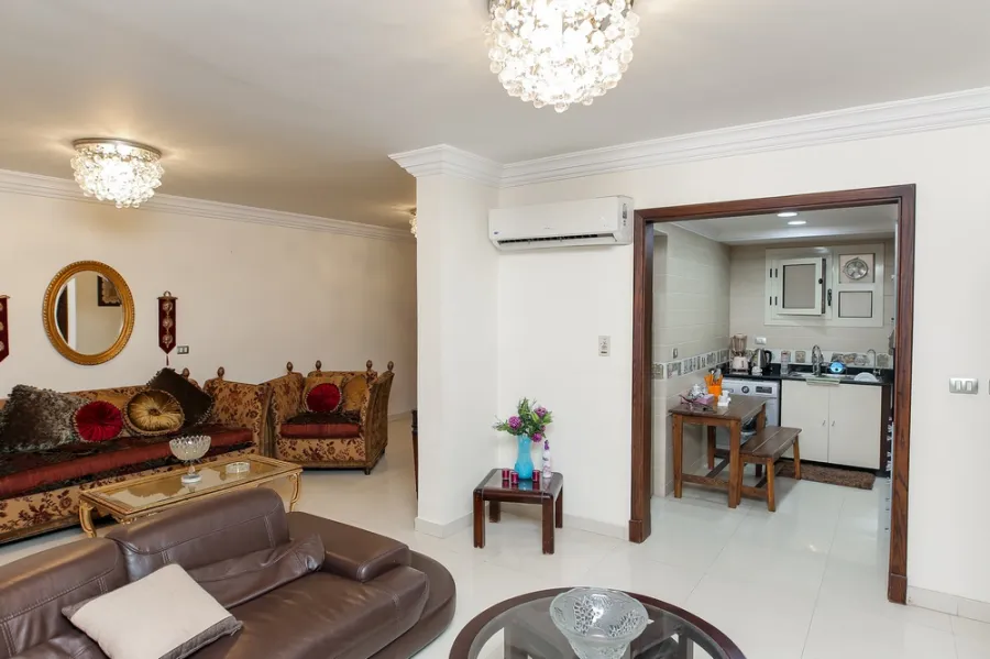 شقة للبيع بالفرش أو للإيجار مفروش 137م سموحة