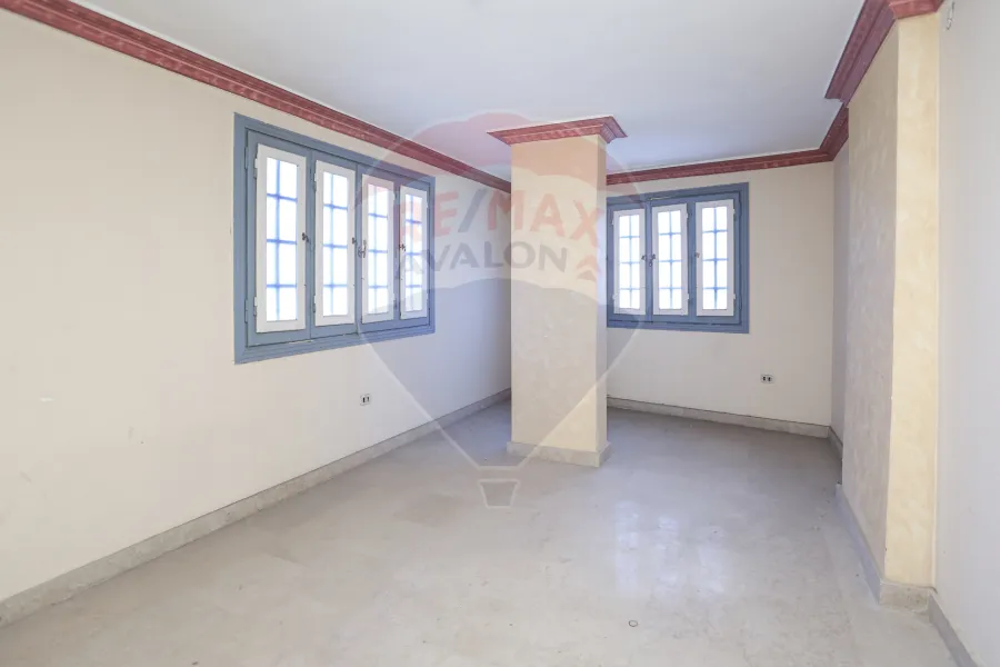 Administrative office for rent 60m Al-Mansheya (Othman Abaza St. - Al Sabaa Banat)