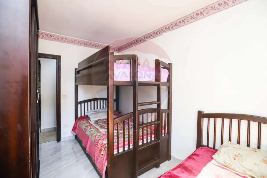 شقة للبيع 110 م ميامى ( ش بن النقيب متفرع من شارع 45)