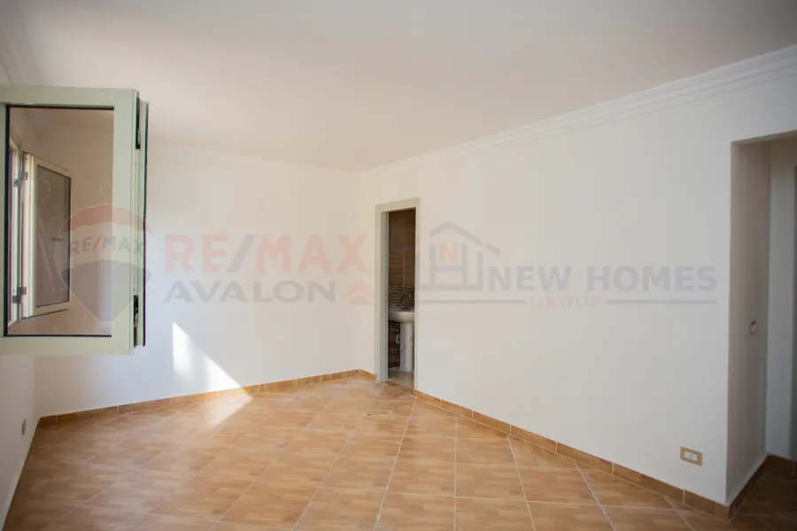 شقة للبيع 185 م لوران (متفرع من ش الاقبال)