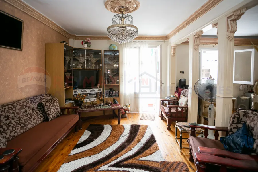 شقة للبيع 127 م ستانلي (ش الفريد ليان)