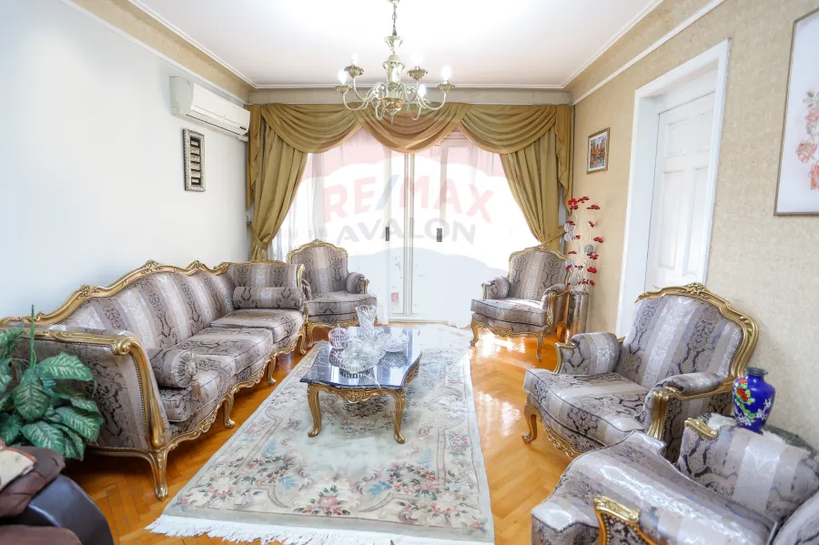 شقة للبيع 193 م سابا باشا (بجوار السفارة الروسيه)