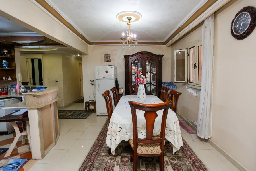 Apartment for sale 180 m Sidi Bishr (khaled ebn el walid St - steps from mohamed nagib st)