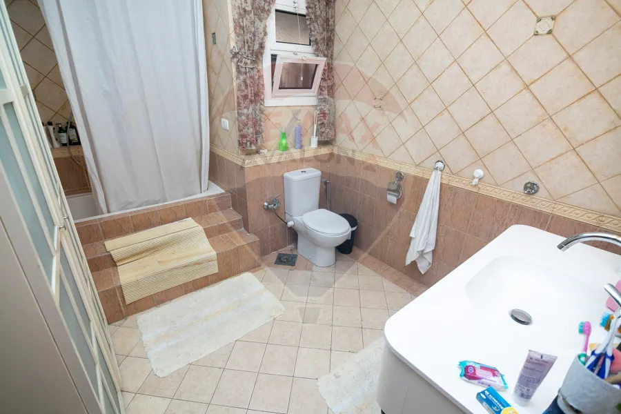 Apartment for sale 223 m Smouha (Hassan Allam St.)