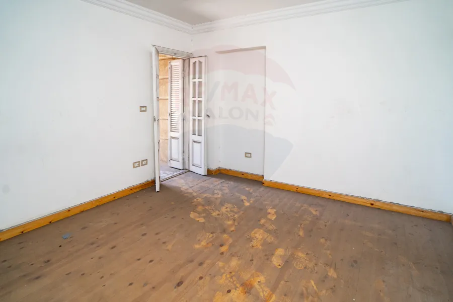 شقة للبيع 200 م الابراهيمية (شارع أبو قير مباشرة)