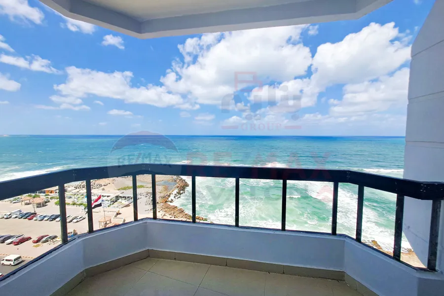 Apartment For Sale 220 m Cleopatra (Directly on the sea- brand building)