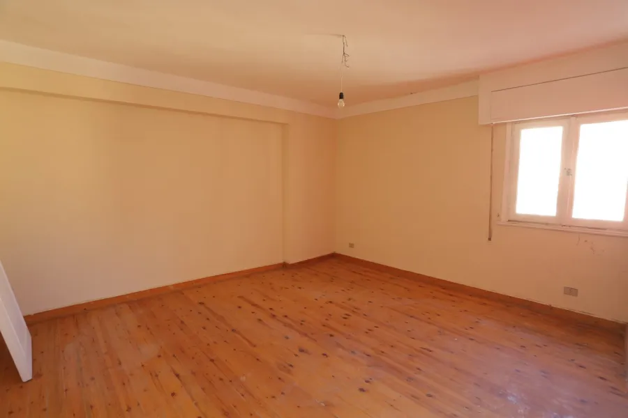 Apartment for sale 200m Loran Shaarawy St.