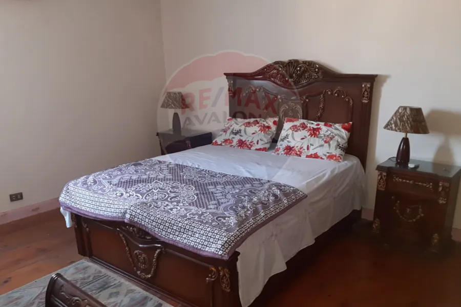 شقة للإيجار المفروش 130 م كفر عبده (فيو حديقة اللنبي)