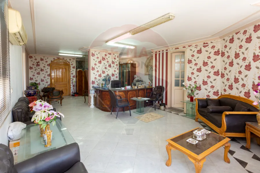 Penthouse for sale 1155 m Miami (Steps from Gamal Abdel Nasser St.)