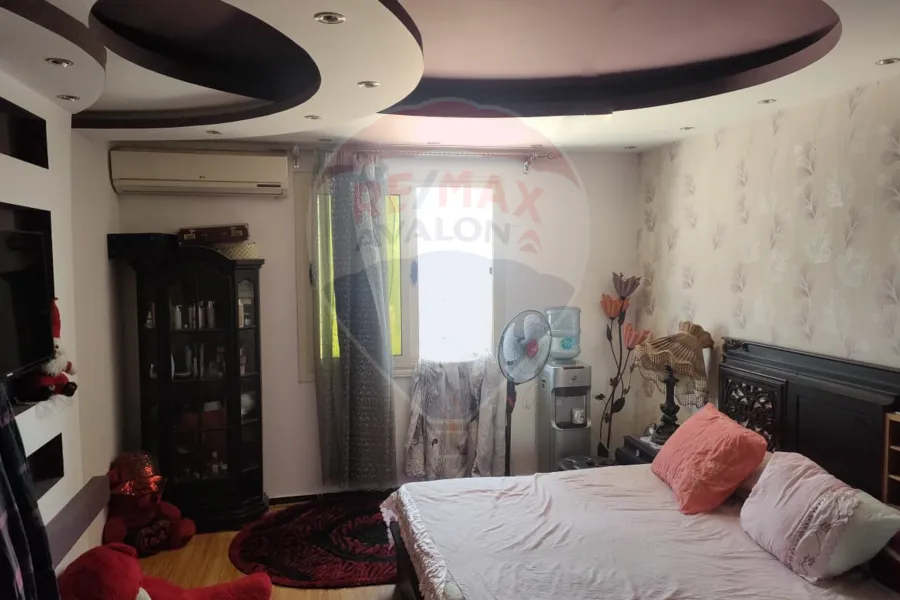 شقه للبيع 330 م الابراهيمية (تاني نمرة من البحر)