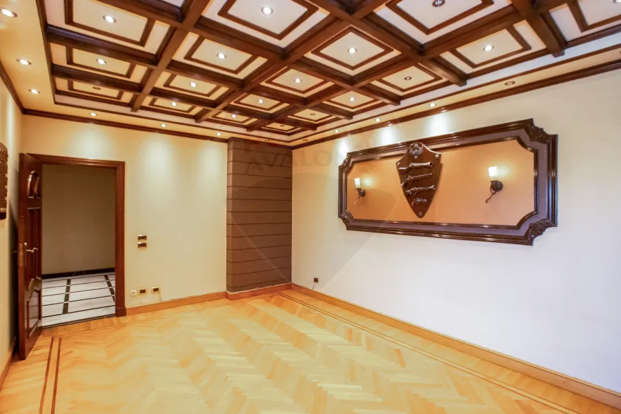 Apartment for rent 385 m Latin District (Al-Sultan Hussein St.)