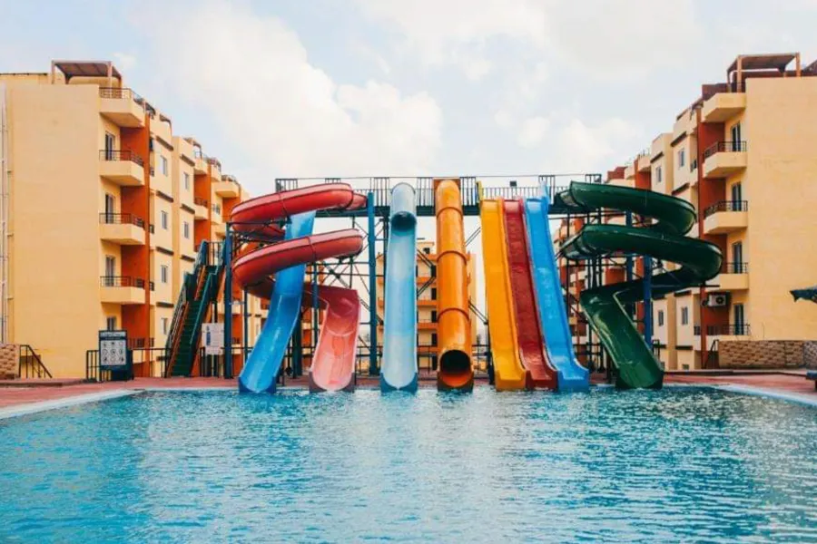 شاليه + روف للبيع (ريتال فيو - الكيلو 77) 55 م شاليه + 55 م روف