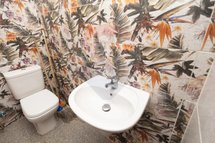 Apartment for sale 200 m Al-Mandara (directly on the sea)