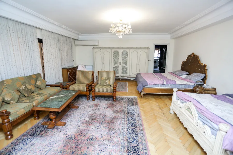 Apartment For Sale 550 m Louran (Steps from the sea)