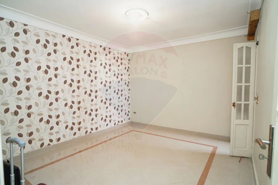 Apartment for rent 154 m Sidi Gaber (directly on the tram)