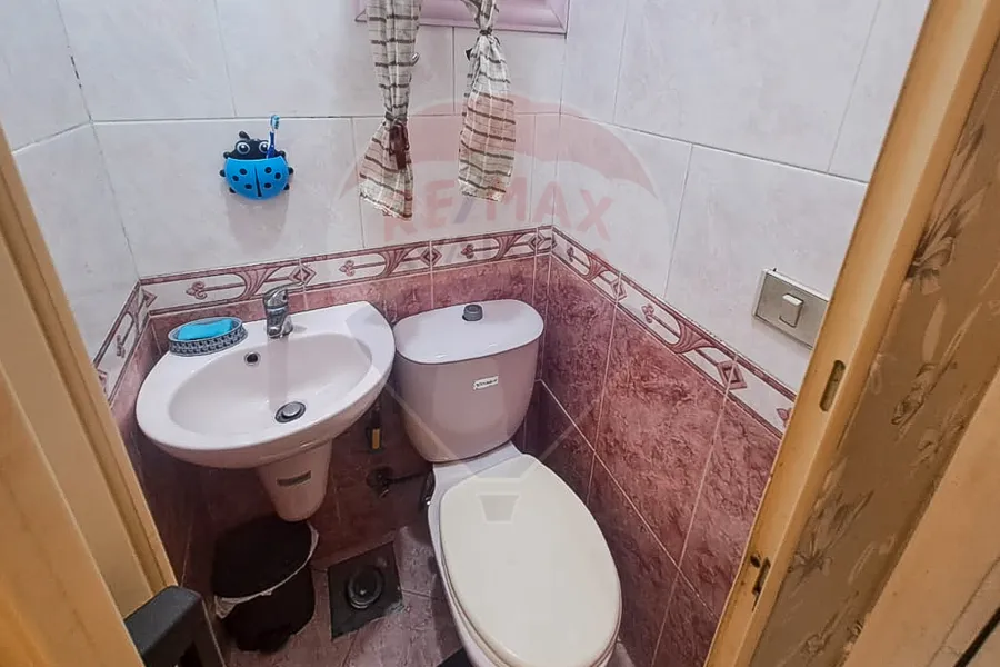 Apartment for sale 100 Louran (directly on the sea)