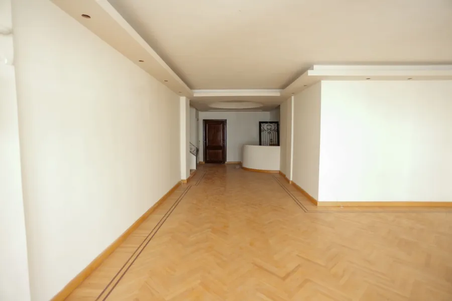 شقة دوبلكس للبيع 280م سموحة (كوبرى 14 مايو مباشرة)