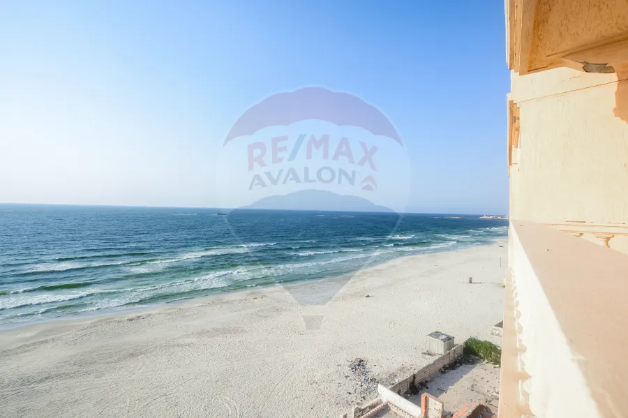 شقة للبيع 94 م العجمي (بيانكي - اول نمرة من البحر)