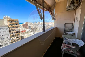 شقة للبيع 172 م كامب شيزار (خلف كلية الهندسة)