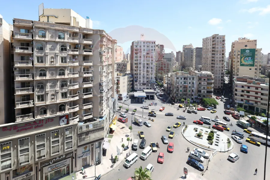 شقة للبيع 155 م سموحة (ش فوزي معاذ الرئيسي)