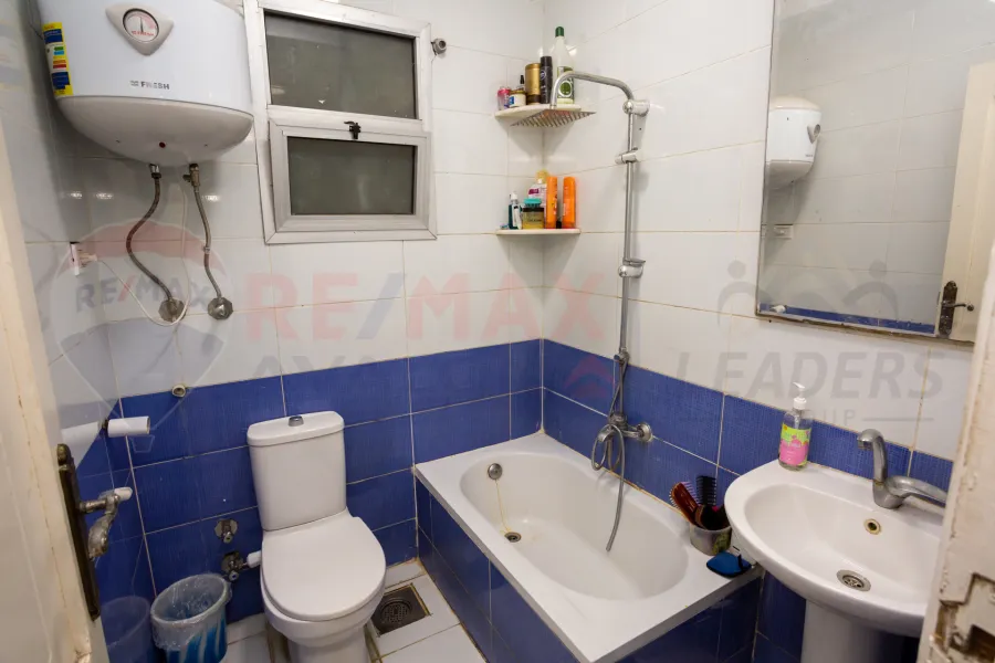 شقة للبيع 165 م سبورتنج (ش طيبة)