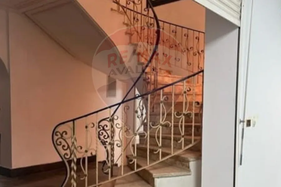 Villa for sale 330 m Masr Al-Gedida (Al-Sheratoon)