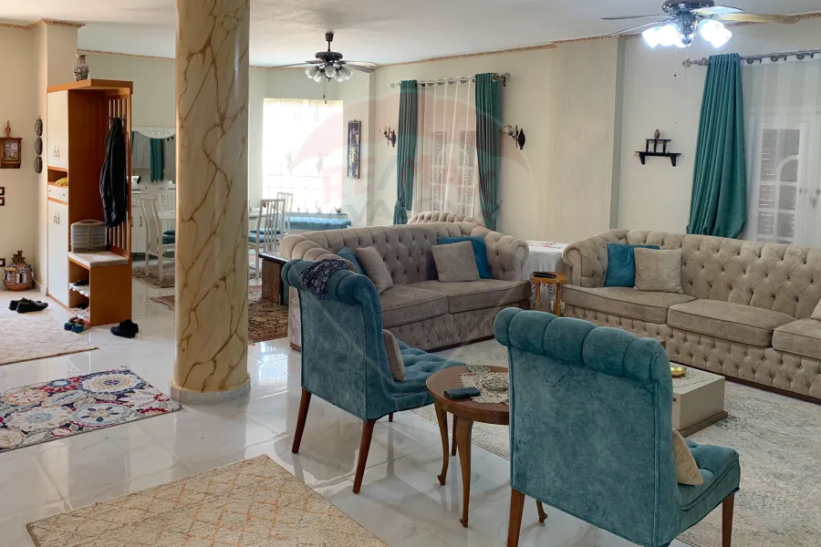 Villa registered blue contract for sale king Mariout El Kafoury Main road (Venesia Compound)1008m