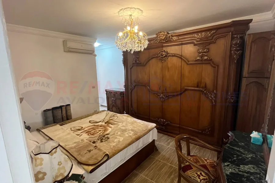 Apartment for sale 120 m Al-Saraya (second number from the sea)