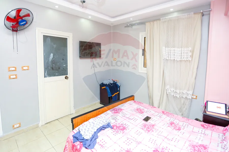 شاليه للبيع 175 م المعمورة الشاطئ ( شارع النصر )