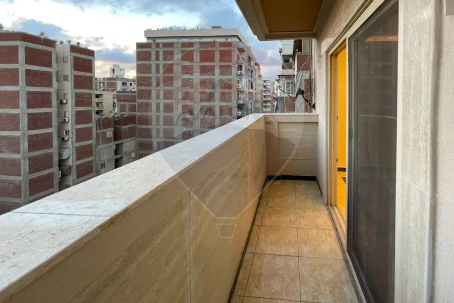 Apartment for rent 135 m Sidi Bishr (branching off Gamal Abdel Nasser Street)