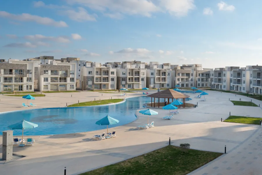 شاليه بروف للبيع (سي فيو - رأس الحكمة) 105 م