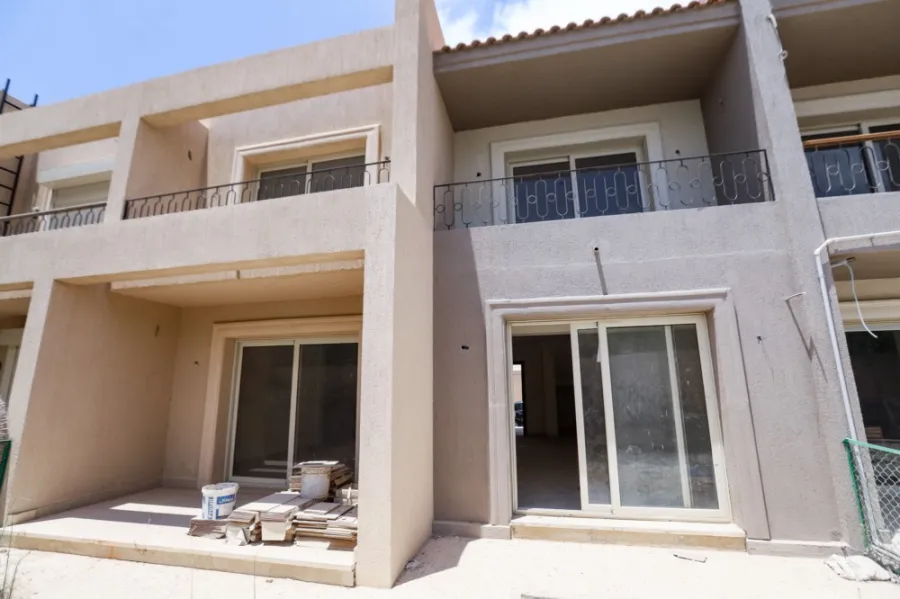 Villa for sale 228m King Marriot Alex west Compound